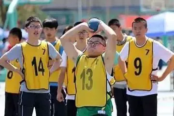如何通过小组训练提高团队协作能力_0